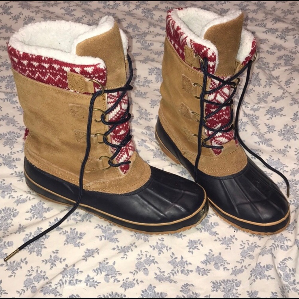 Khombu Duck Boots